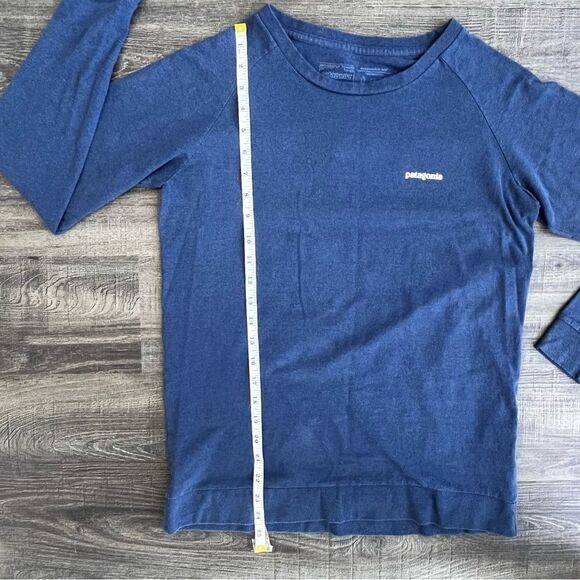Patagonia Long-Sleeved P-6 Logo Responsibili-Tee Small - Picture 12 of 15